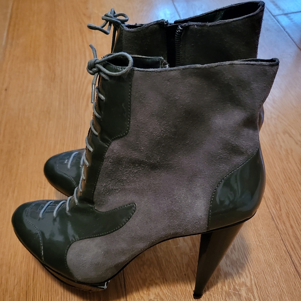 Velvet Angels Gray Suede Lace Up Heel Boots Size 40 (9.5)